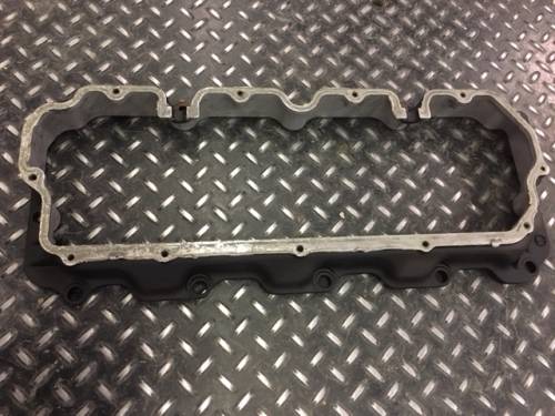 Used Lb7 2001 2004 Lower Valve Cover 97223425