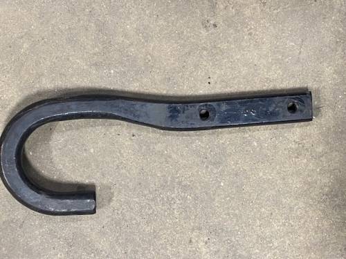 GM - 15661183 Passenger Side Front Tow Hook