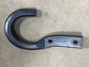 15567512 (Drivers Side Tow Hook)